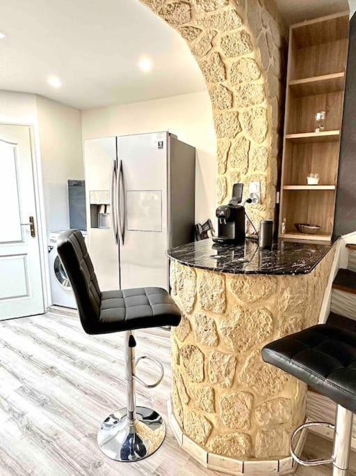 Une Belle Maison Avec 2 Chambre Croix Zewnętrze zdjęcie